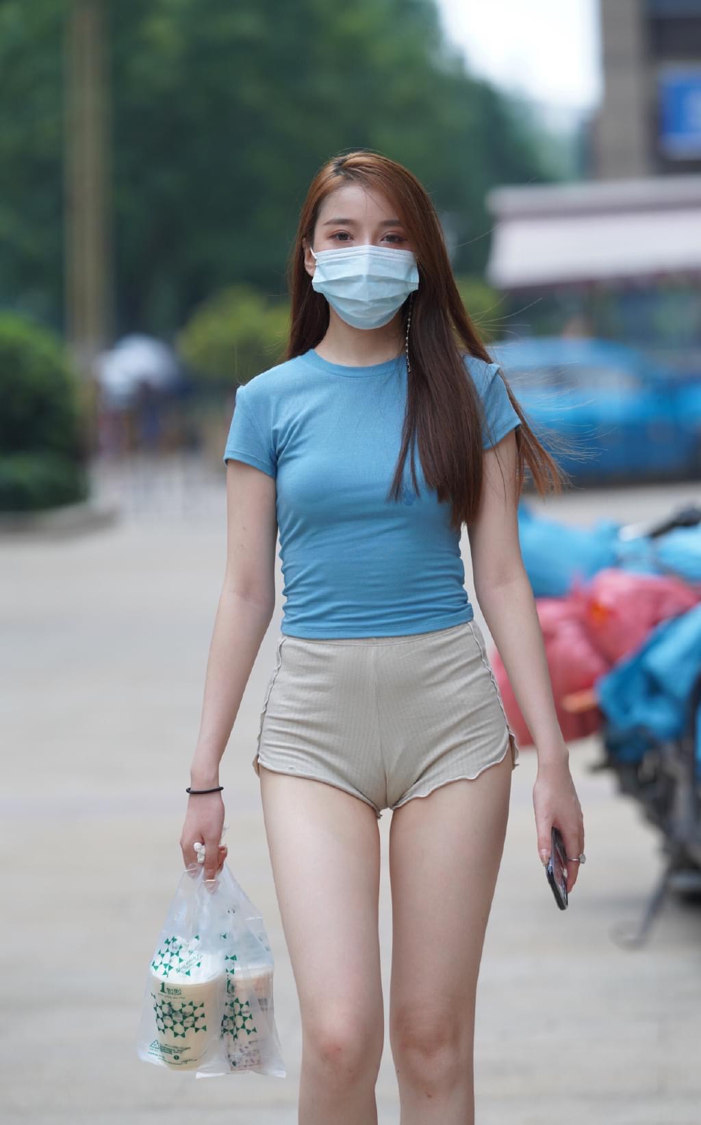 街拍駱駝蹄- 貼圖- 清涼寫真- JKF 捷克論壇
