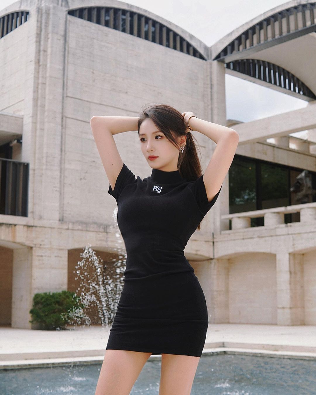 dolly_c.h.e.n_293272516_195310936167287_2593989033274477561_n (1).jpg