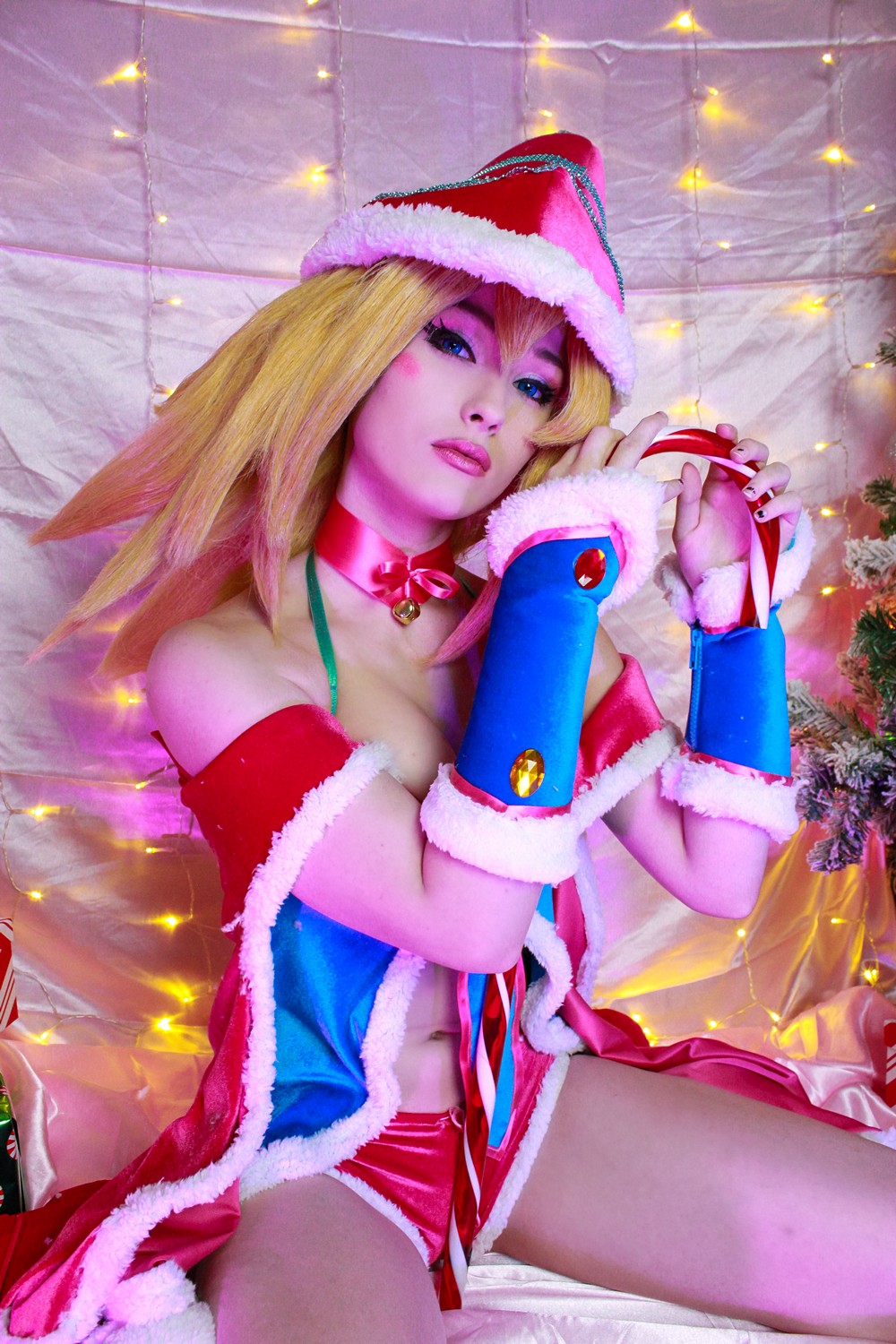 Chameleahn - Holiday Dark Magician Girl - COSPLAY -