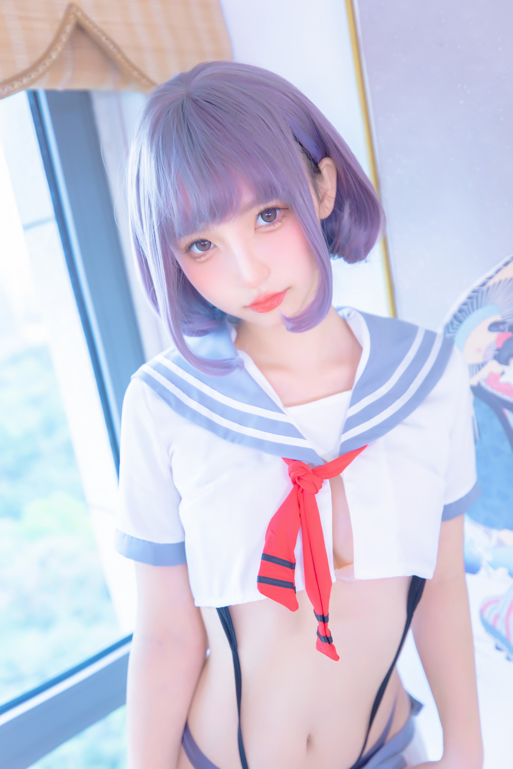 神楽坂真冬《白色水手服》若隱若現的下乳 - 貼圖 - 清涼寫真 -