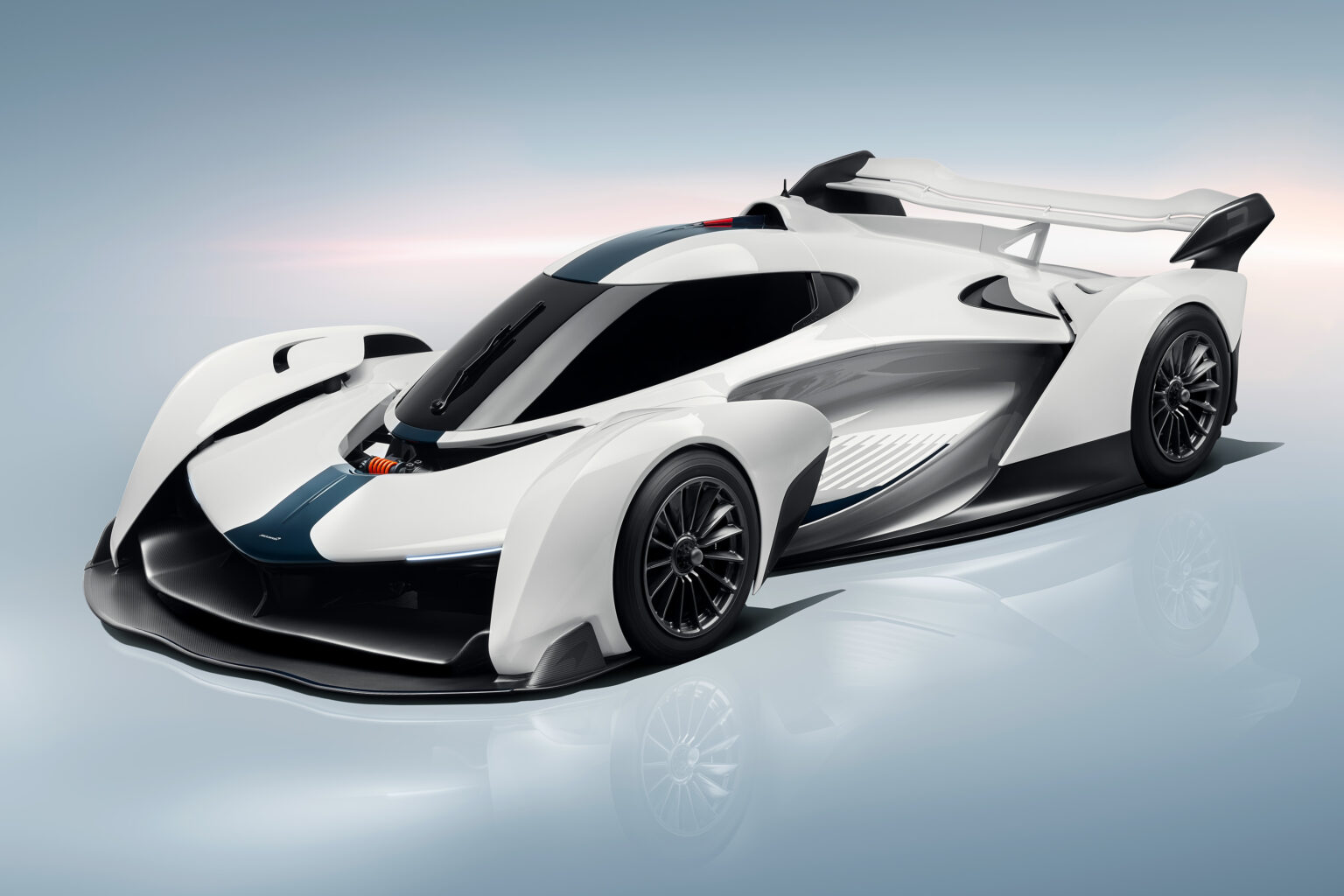 14237-McLarenSolusGT-1536x1024.jpeg