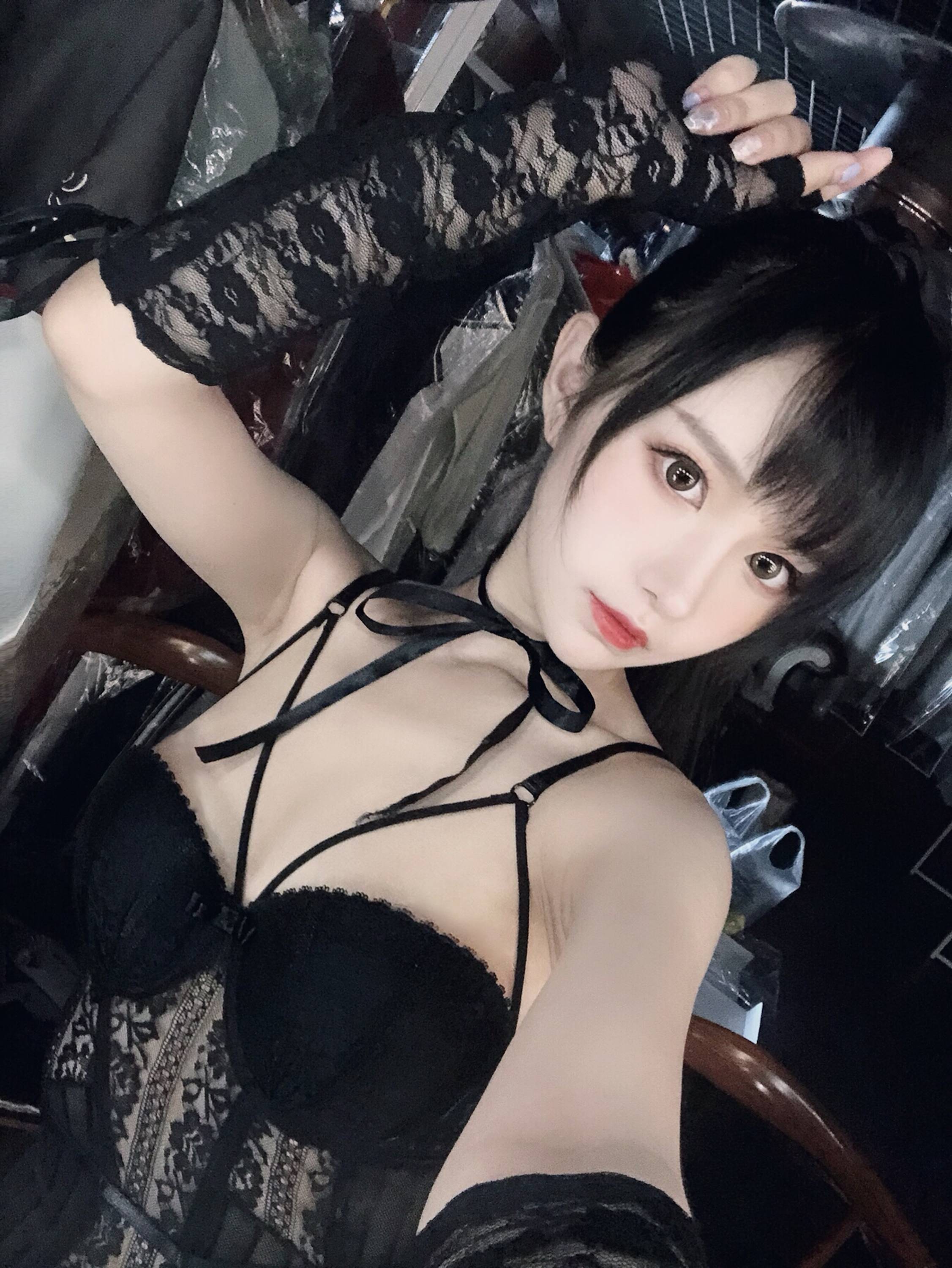 【網路蒐集】小姐姐Shika小鹿鹿twitter圖集1【56P】 - 貼圖 - 絲襪美腿 -