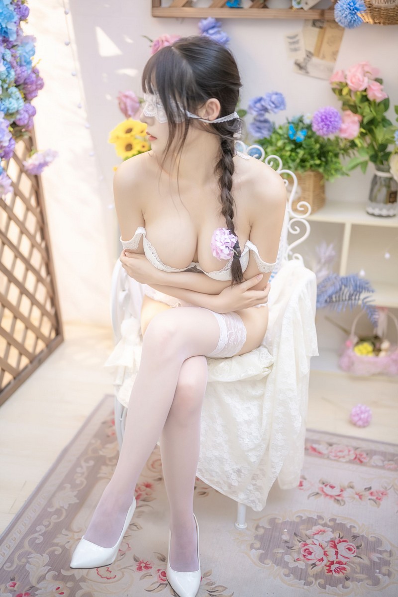 Coser@ Coser@ lily white clusters of flowers - 貼圖 - 清涼寫真 -