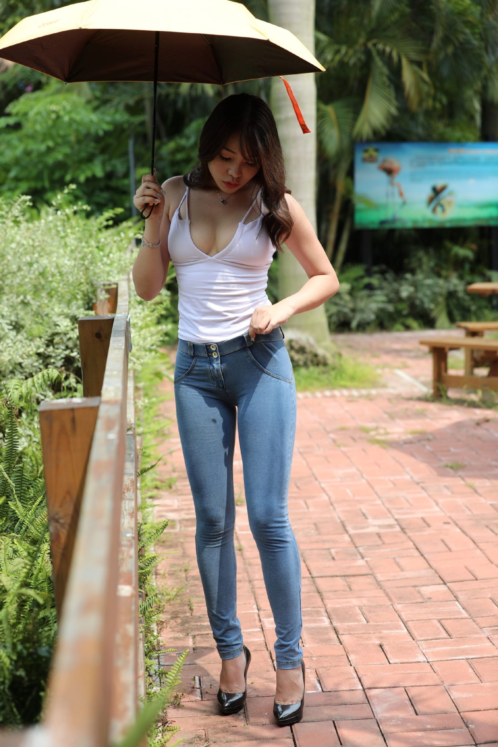 大陸街頭美拍 - 貼圖 - 清涼寫真 -
