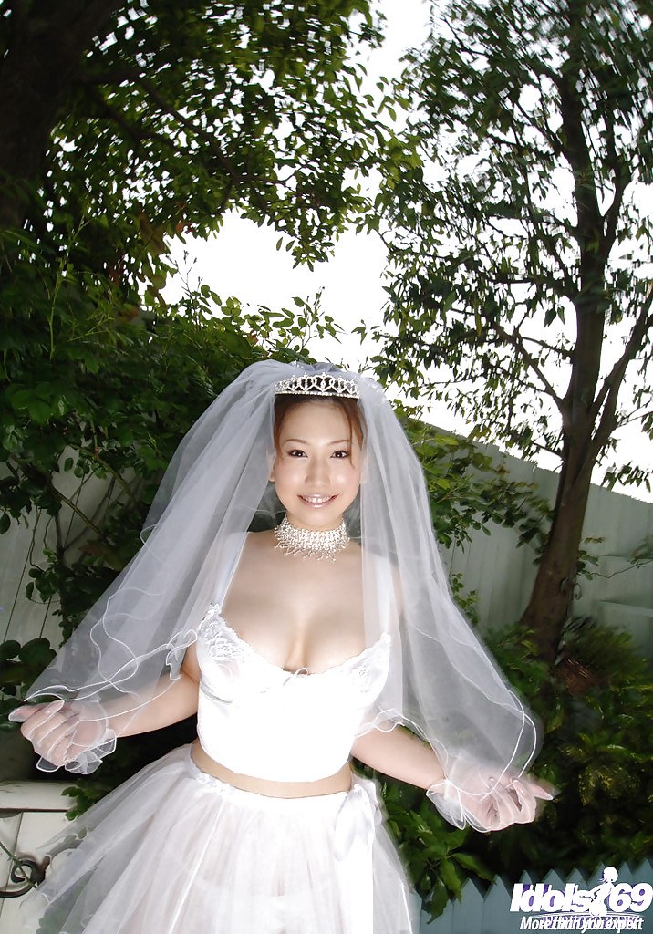 新婚人妻清涼婚紗照 - 貼圖 - 清涼寫真 -