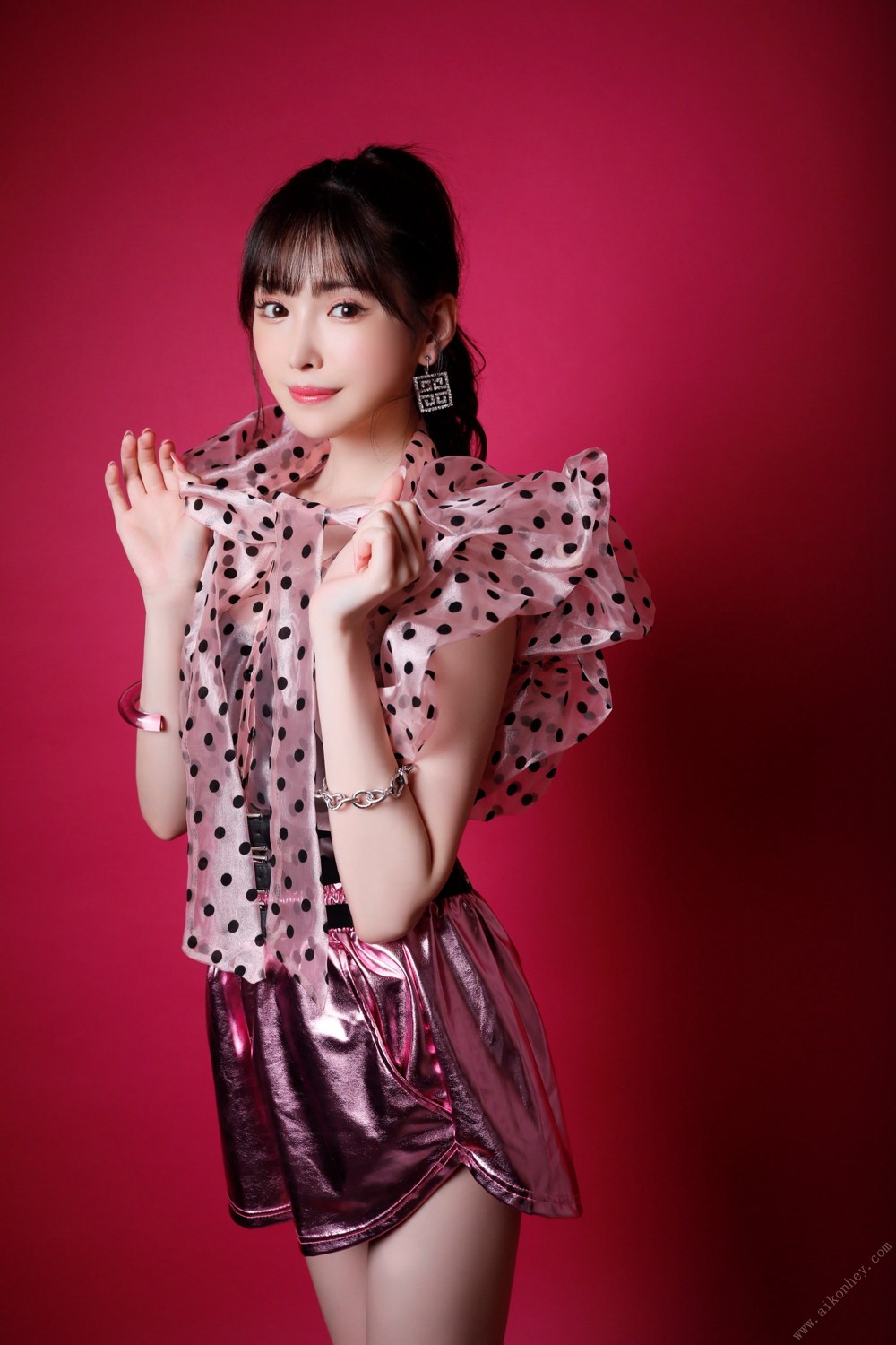 ゴールデンボンバー ダルビッシュ研二 32歳バースデー写真(ファイル付き)