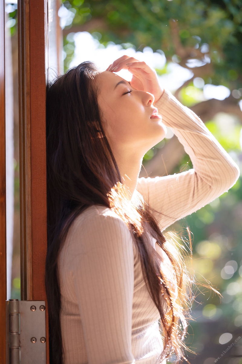 漂亮性感的日本女郎鬆岡すず 艶美人體寫真 - 貼圖 - 清涼寫真 -
