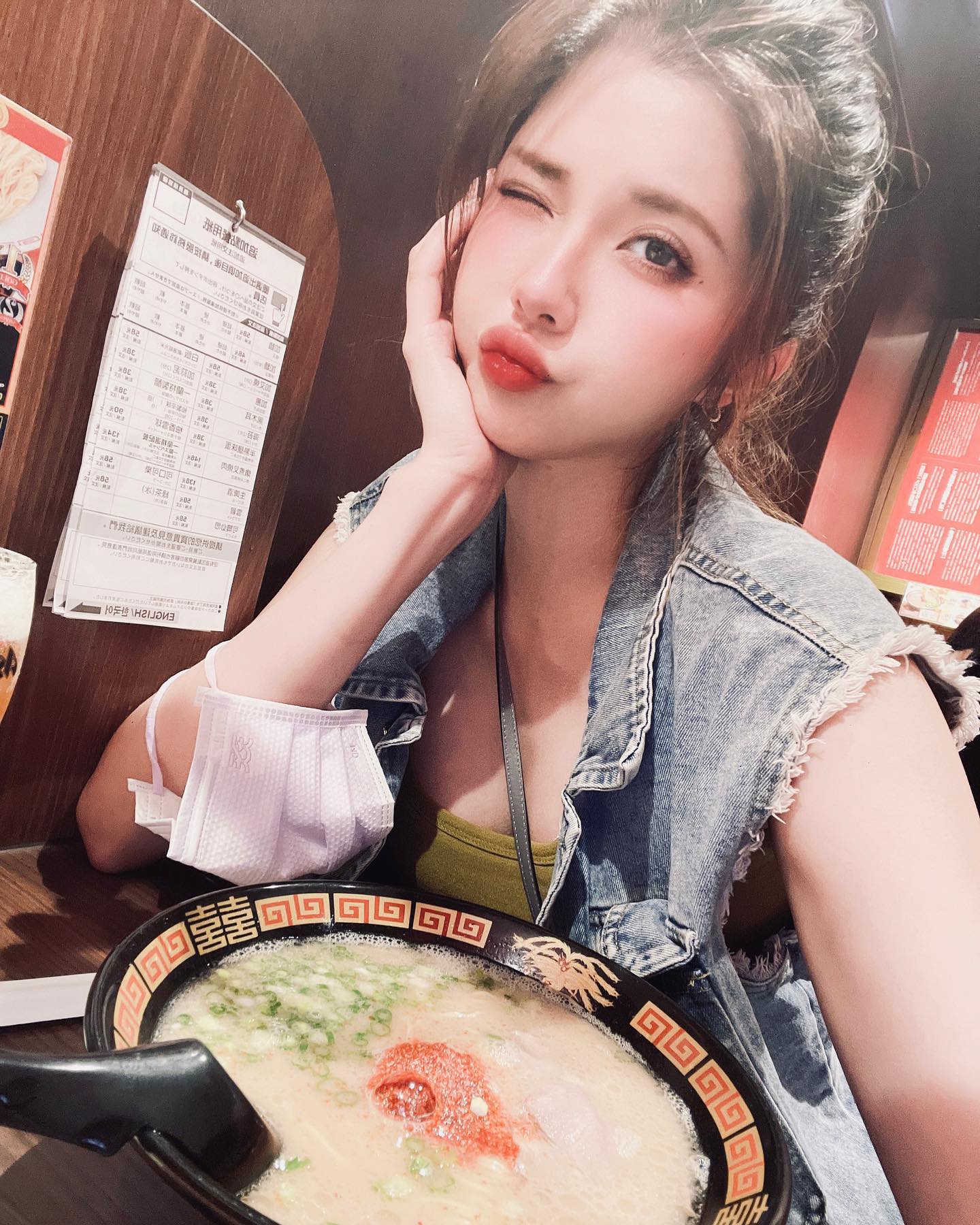 網紅正妹「JoannaLin沐沐」雪乳四溢！身材實在太爆力 - 美女圖 -