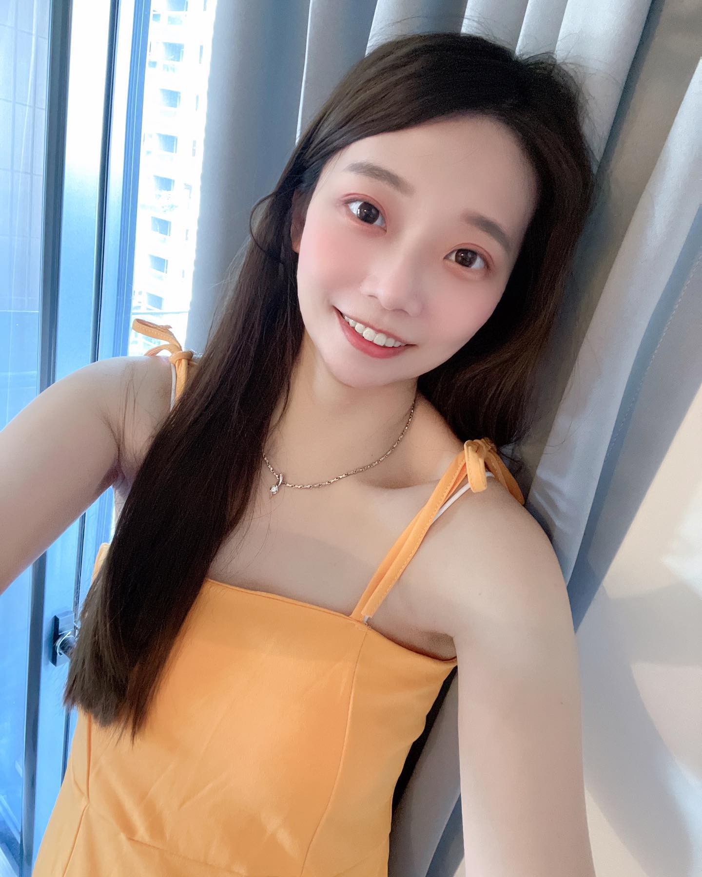 氣質正妹「庭庭」甜美到不像話 看了心好癢 - 美女圖 -