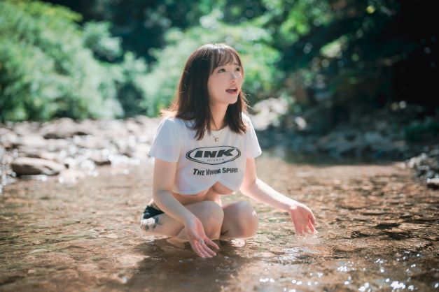 YeEun - A Girl in Nature__027.jpg