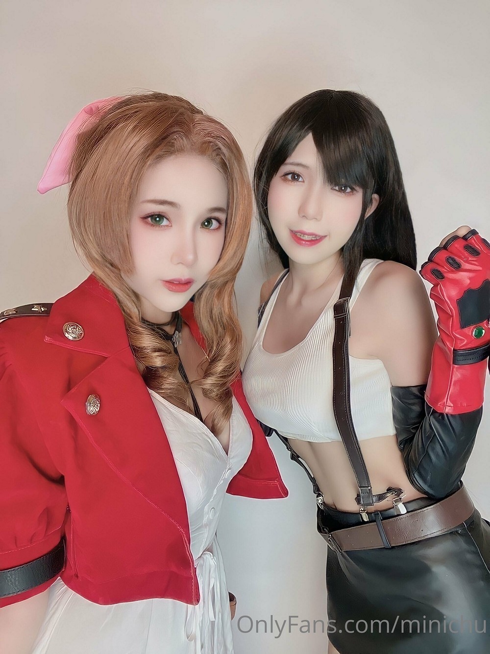 Minichu - Aerith x Tifa - COSPLAY -