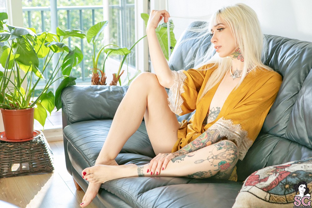 【Suicide Girls】Jan 01, 2023 - Drew - Omamori【50P】 - 貼圖 - 歐美寫真 -