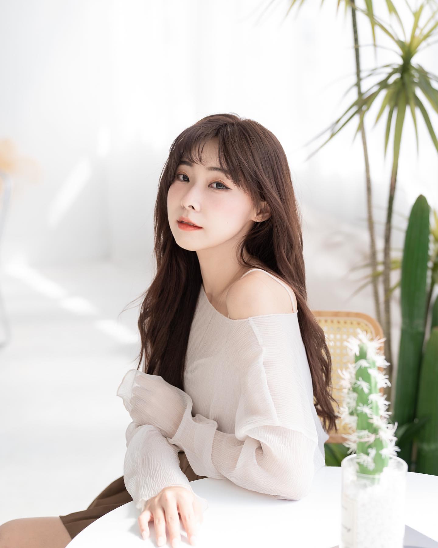 萌妹「Miko」 水汪大眼放送超萌電力 看得欲罷不能 - 素人正妹 -
