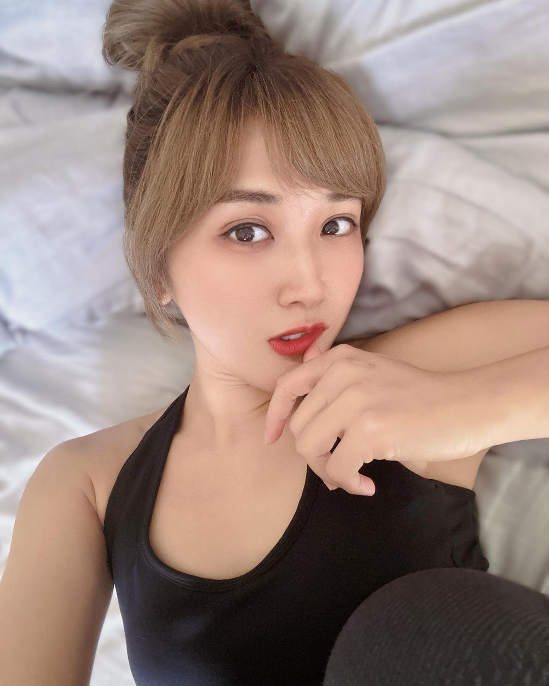 白嫩正妹「Zera璇璇」身材曲線超惹火！誘惑畫面無極限 - 美女圖 -
