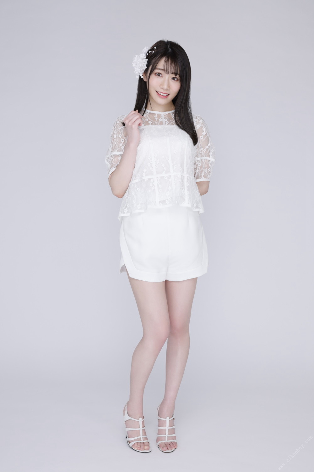 河北彩花写真集 『いろどり』 冊子版