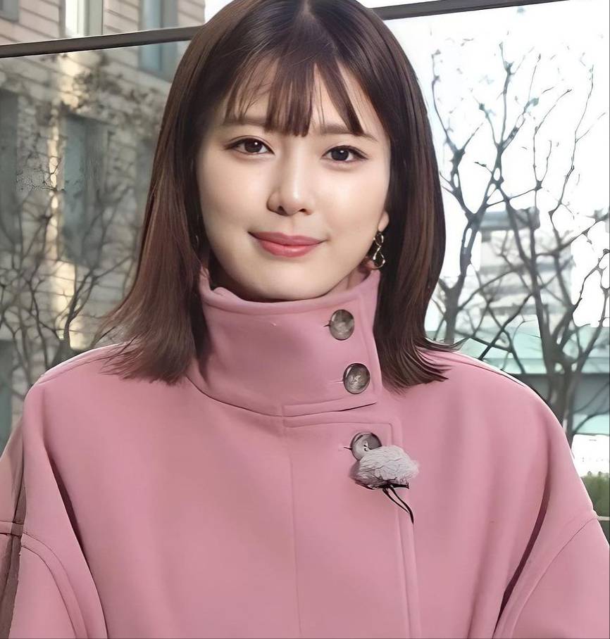 日本電視台的播音員曾被選為金宮神社福女代表--黑田美優 - 亞洲美女 -