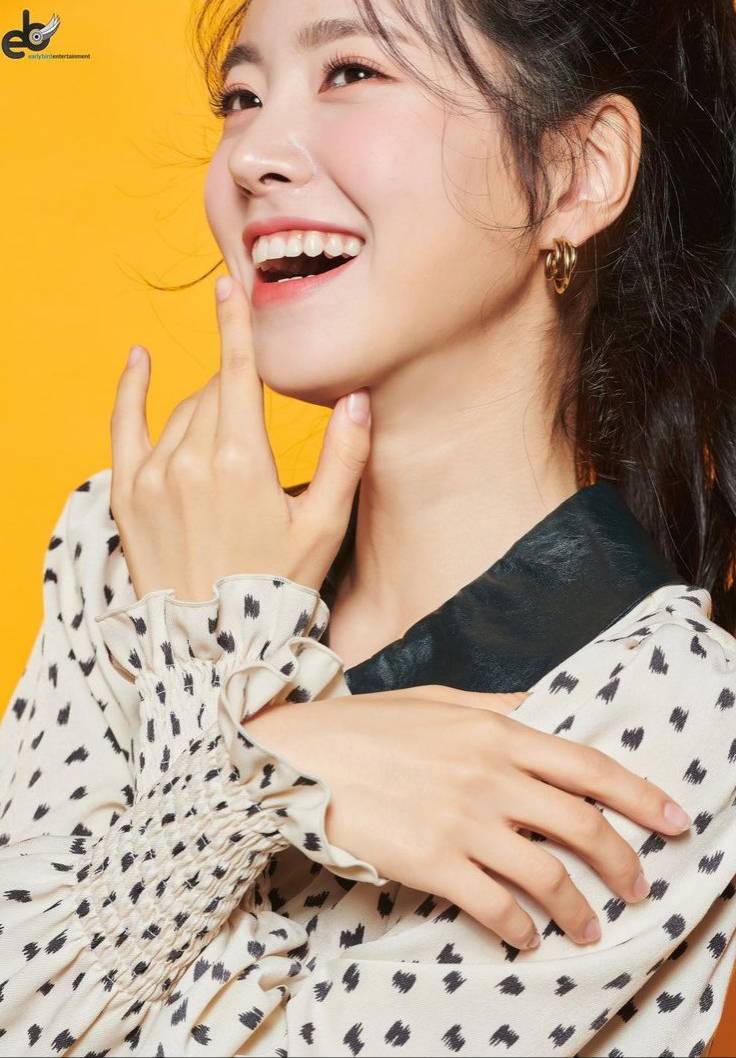 韓國女演員以「SK電信樸泰桓篇」廣告出道--陳世娫 - 亞洲美女 -