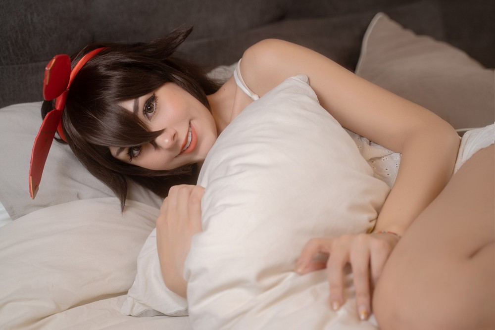 06_Nymphahri_Amber_6.jpg
