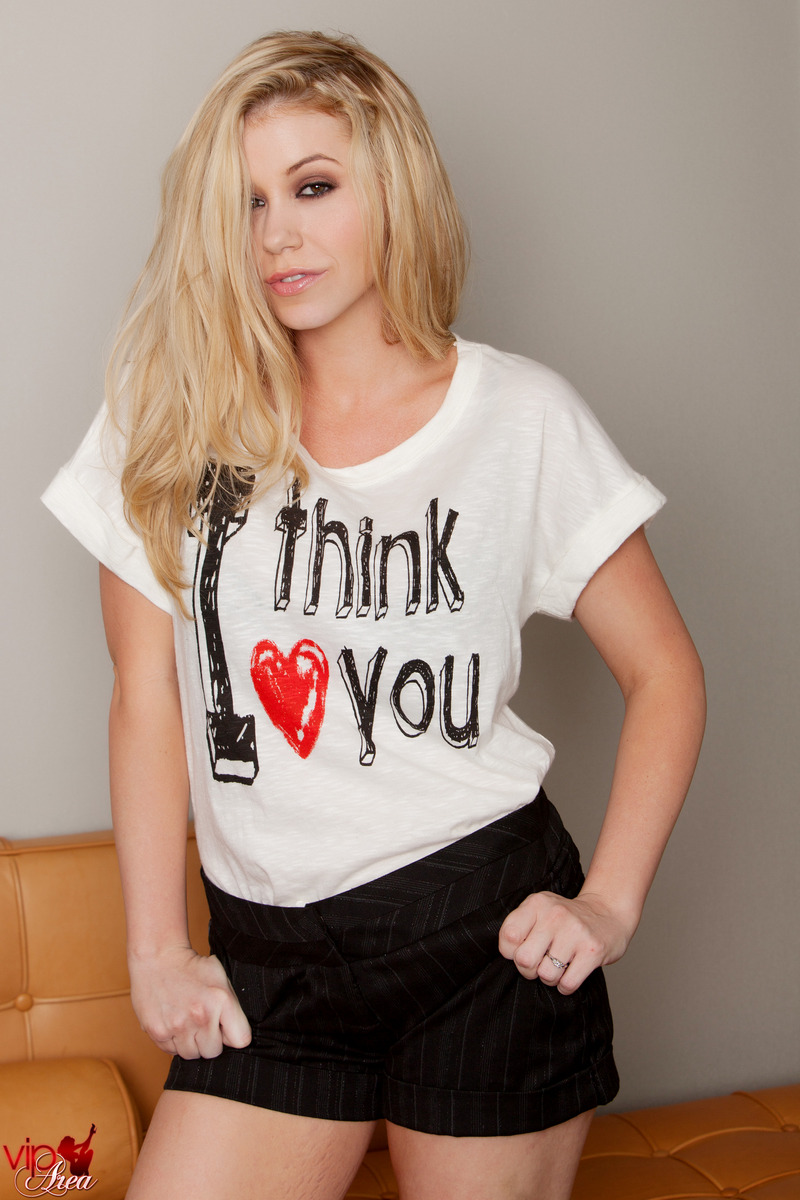 Alisha King - I think I love U - 貼圖 - 歐美寫真 -