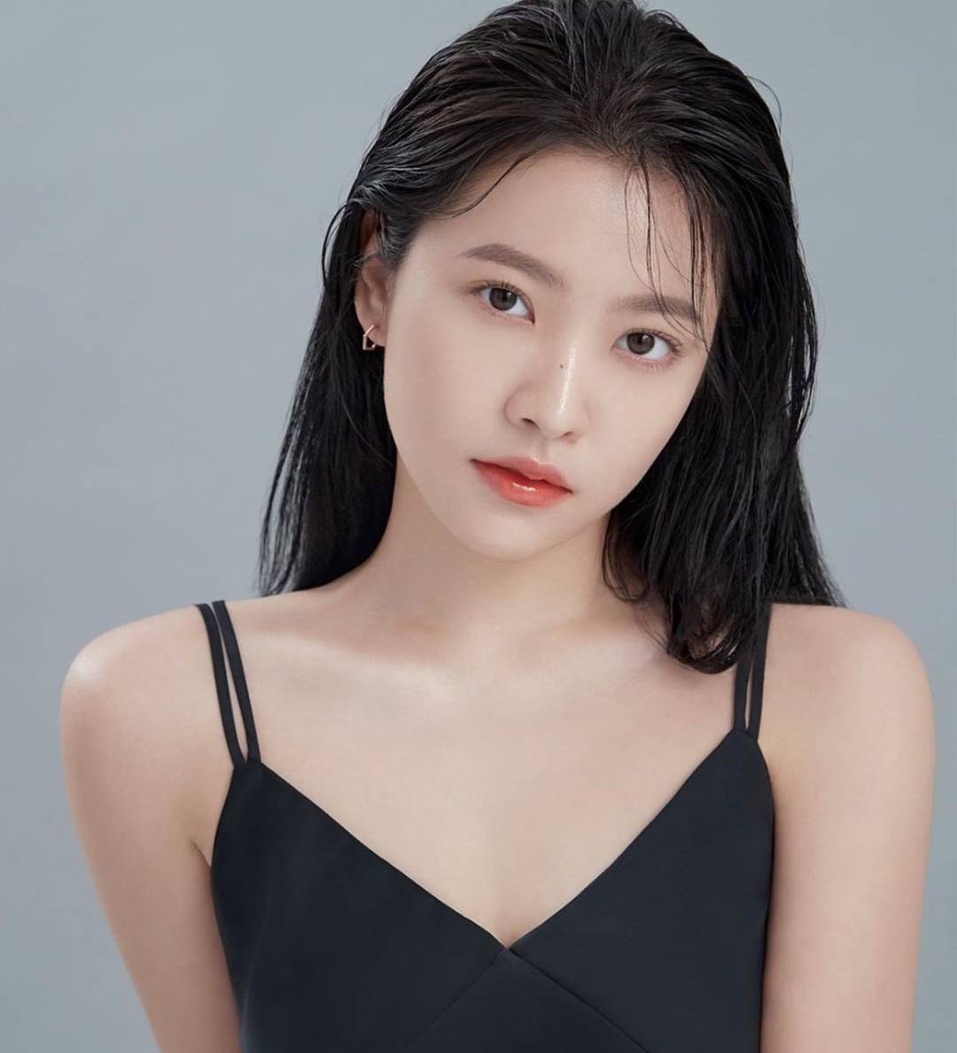 在紐約海選中獨特的嗓音受到了評審的關注--金藝琳 - 亞洲美女 -