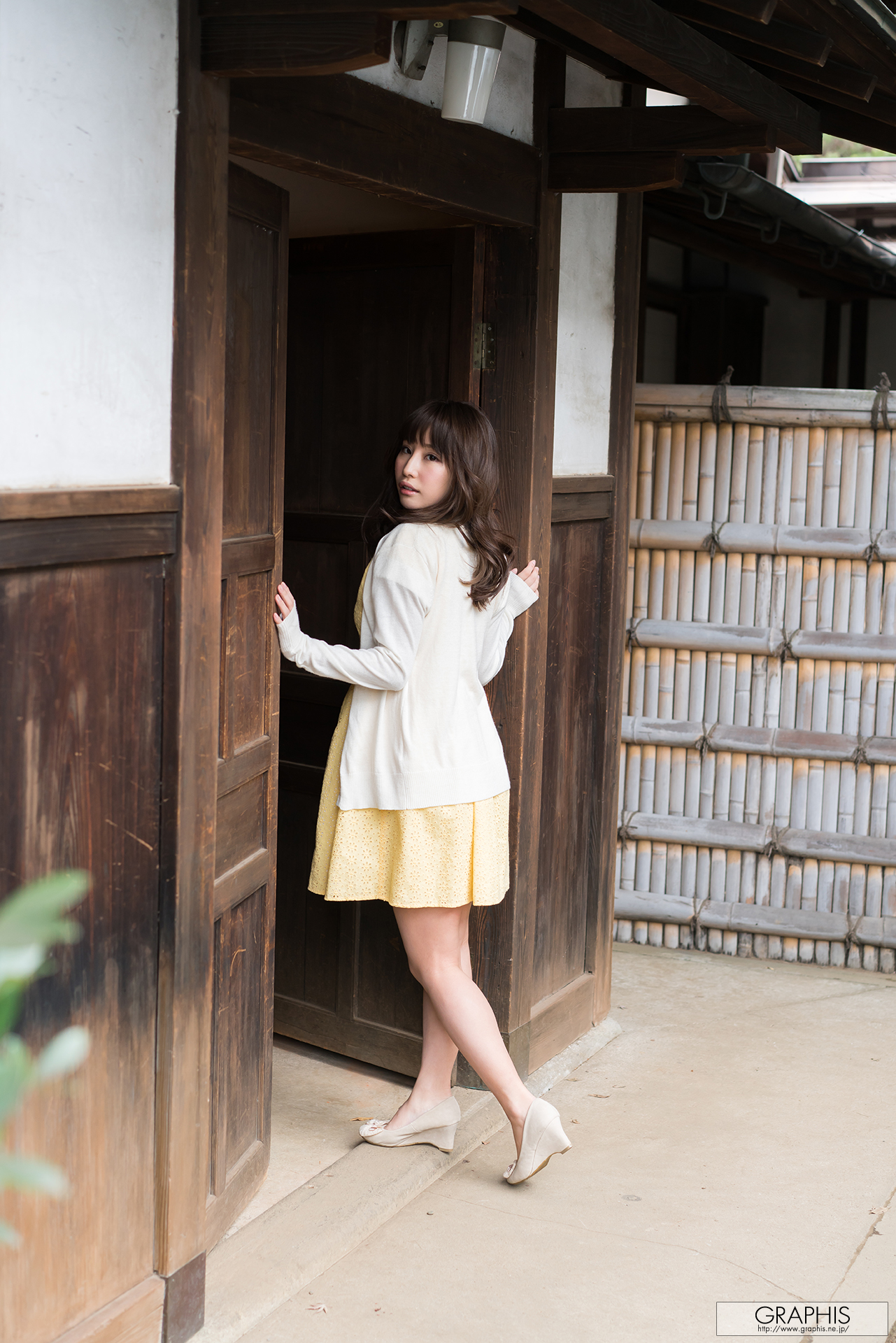 早野詩(はやのうた烏塔·哈亞諾)[Photobook]Sensitiveデジタル寫真集(SHOOTINGSTAR)