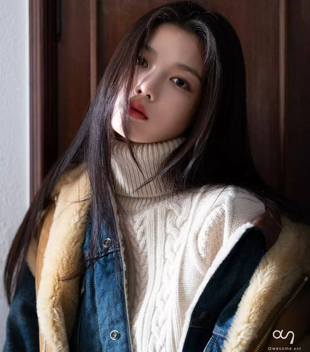 甜美臉蛋成熟與性感的氣質--金裕貞 - 亞洲美女 -