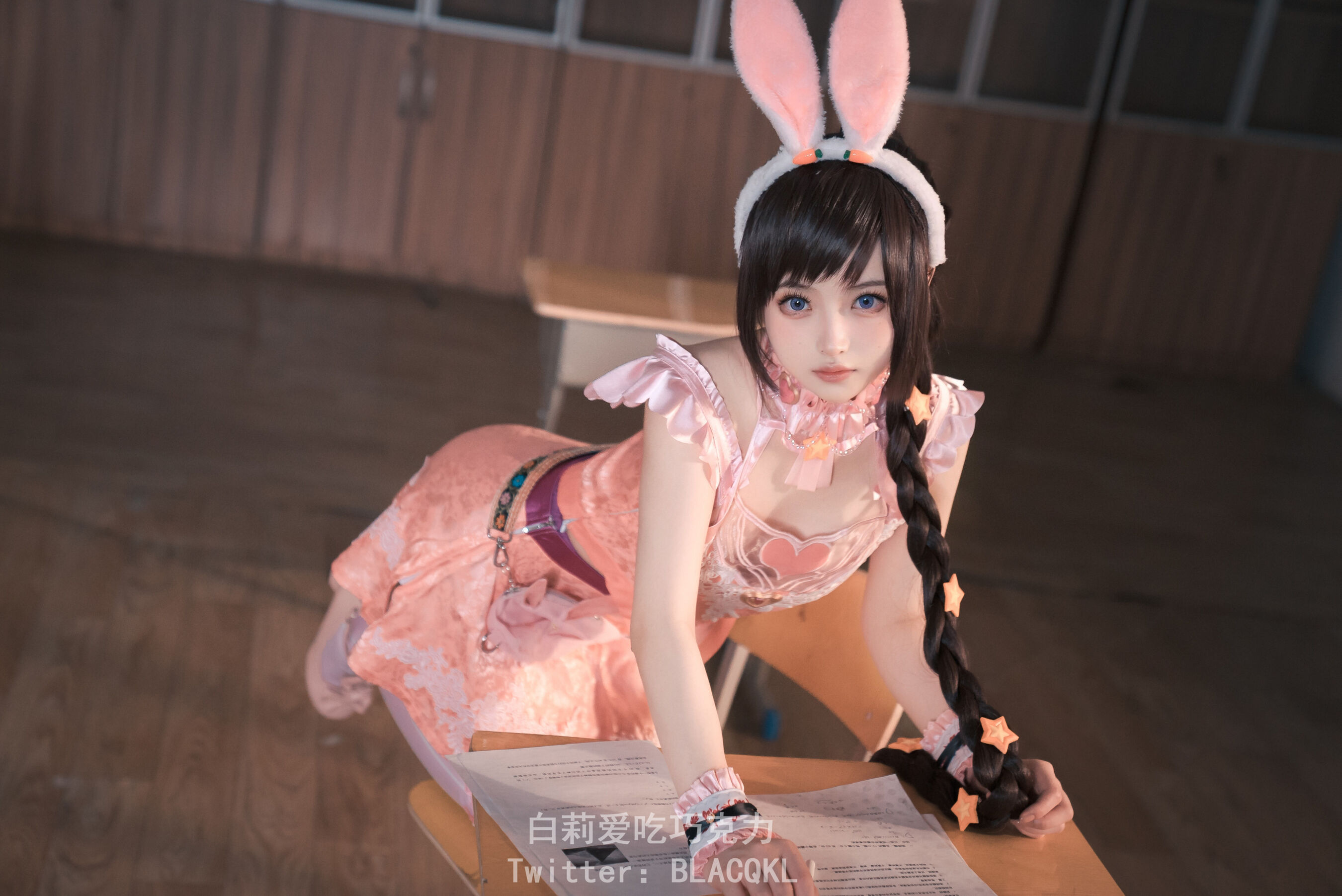 白莉愛吃巧克力《小舞》 - 貼圖 - 清涼寫真 -