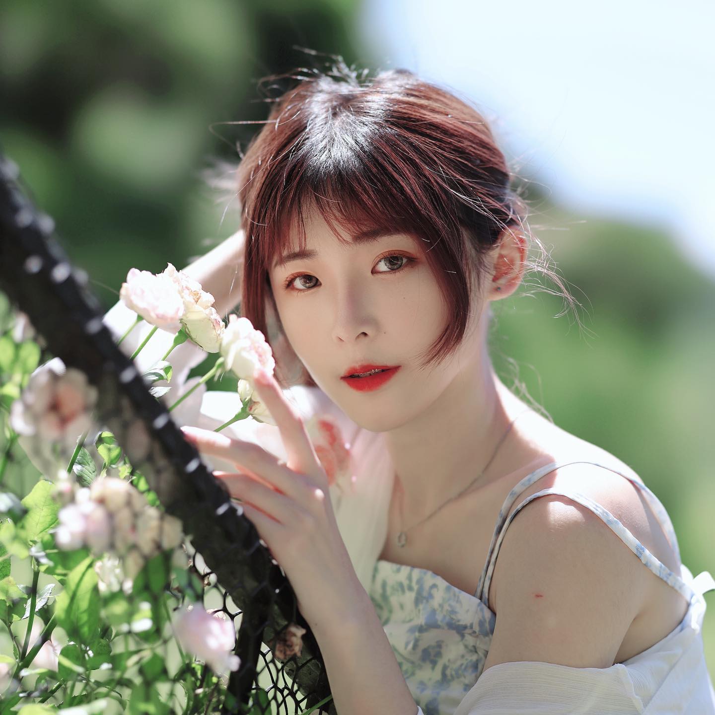 正妹「羽予ʏᴜʏᴜ」可愛與性感兼具 美顏讓人無法招架 - 美女圖 -
