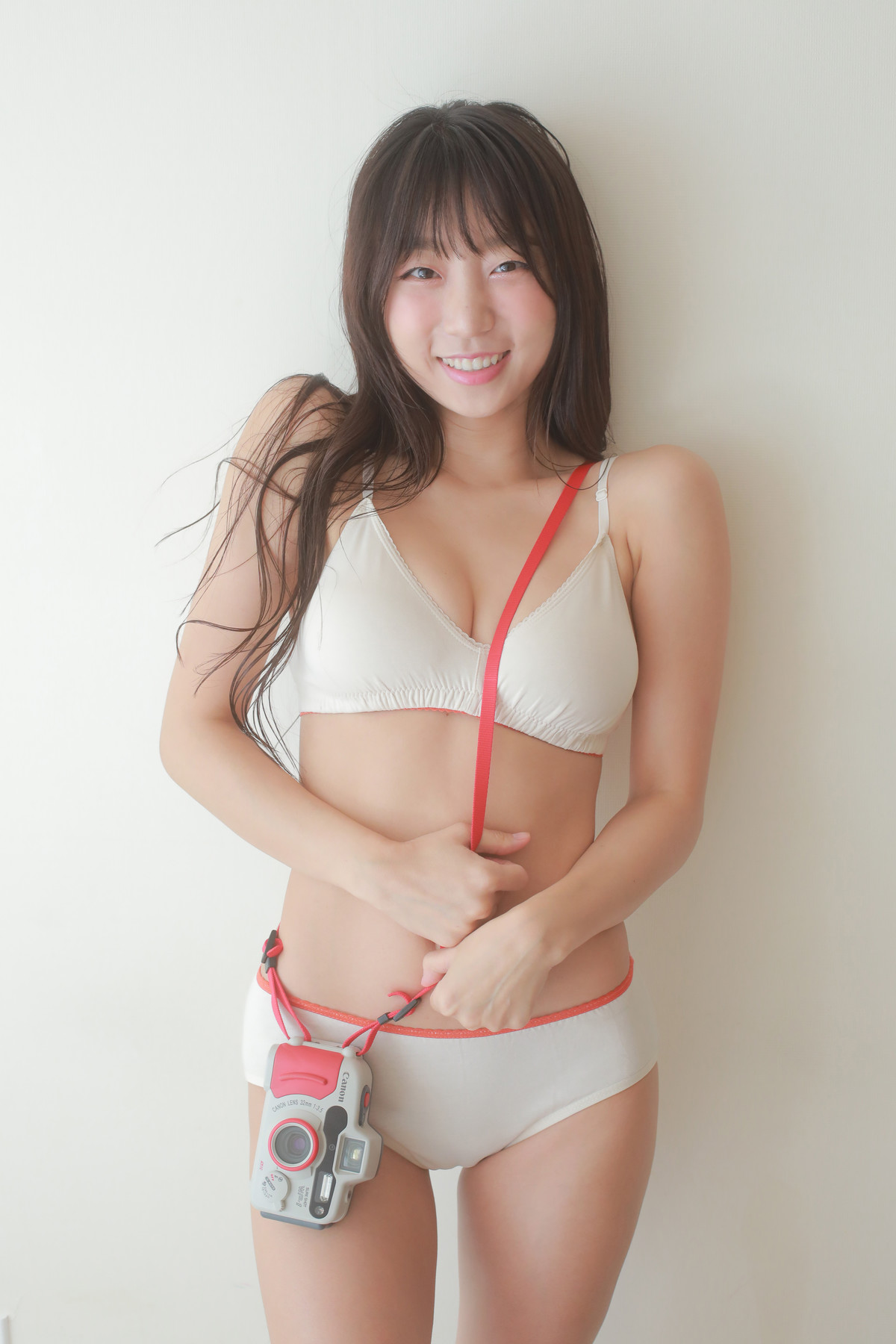 [Ынджи Пё 표은지] У корейской девушки белоснежная киска, а все ее тело потрясающее.