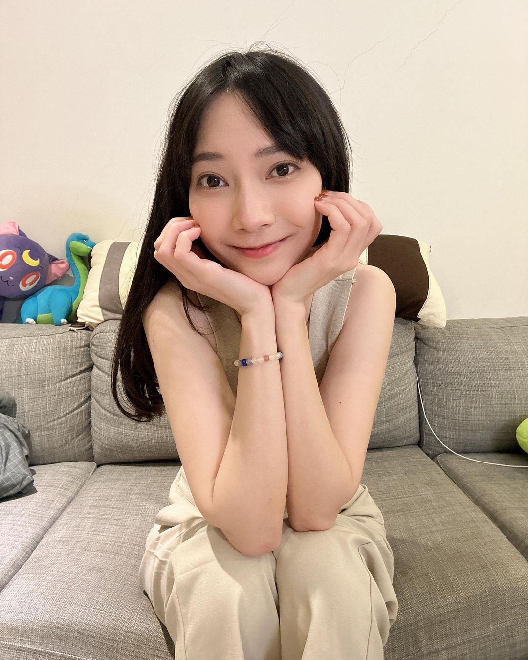 實況正妹「Sandy Hsu」甜眸微笑時時刻刻迷死千萬男人 - 素人正妹 -