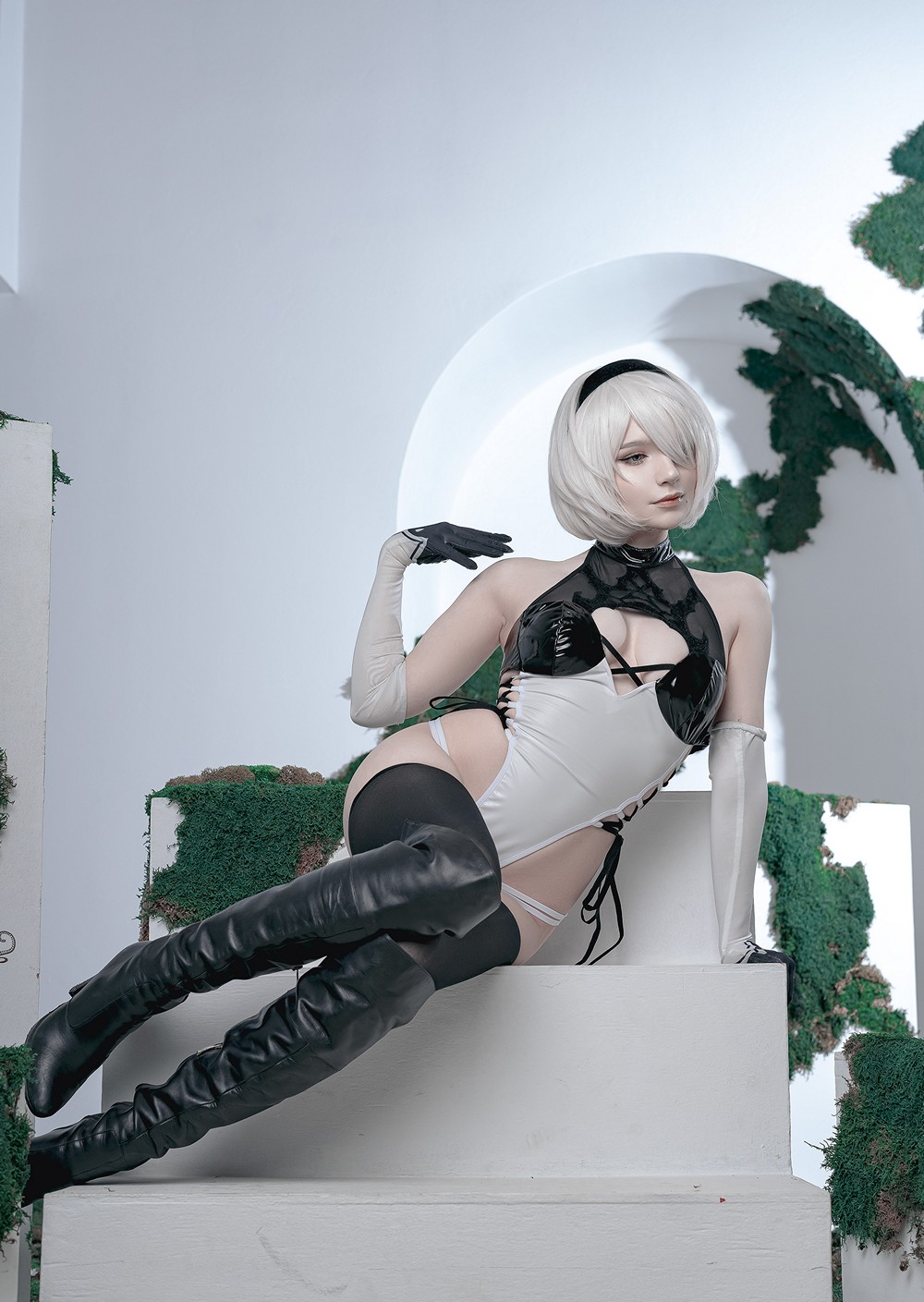 Michi_Kyunn_2B_02.jpg