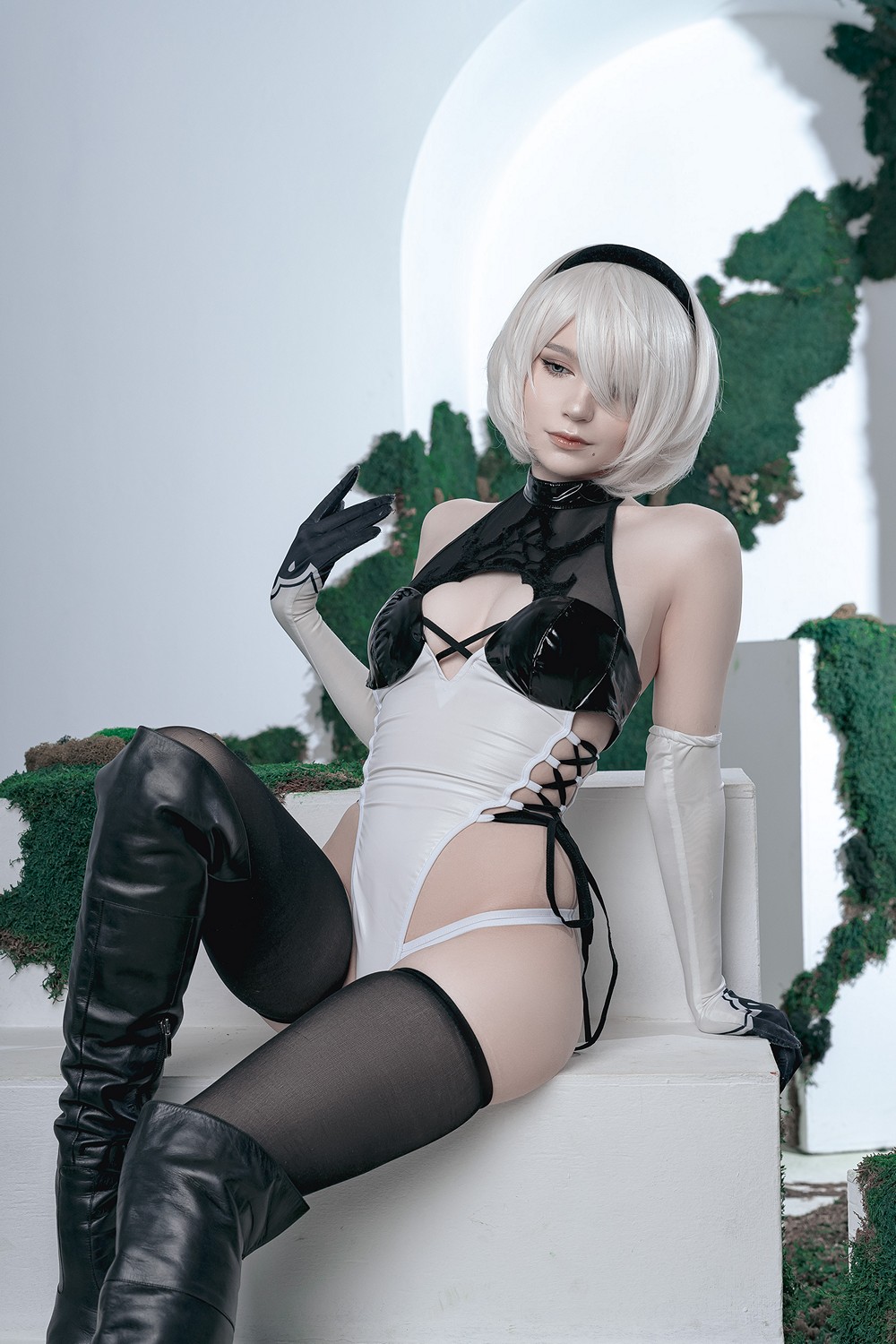 Michi_Kyunn_2B_03.jpg
