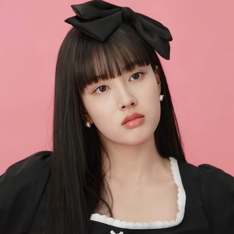 韓國女歌手女團STAYC成員沈姿潤 - 亞洲美女 -