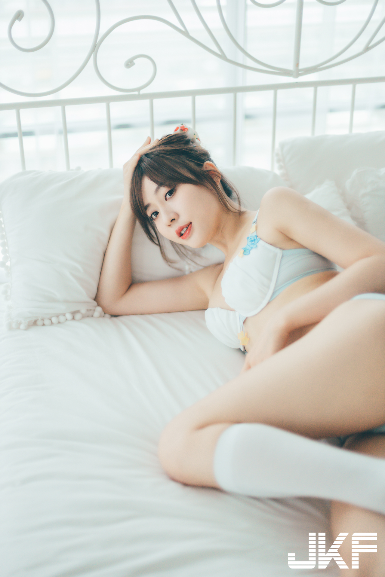 清純系女友「陳鈺勳」的甜美誘惑！可愛內衣秀出「白嫩圓乳」好撩人