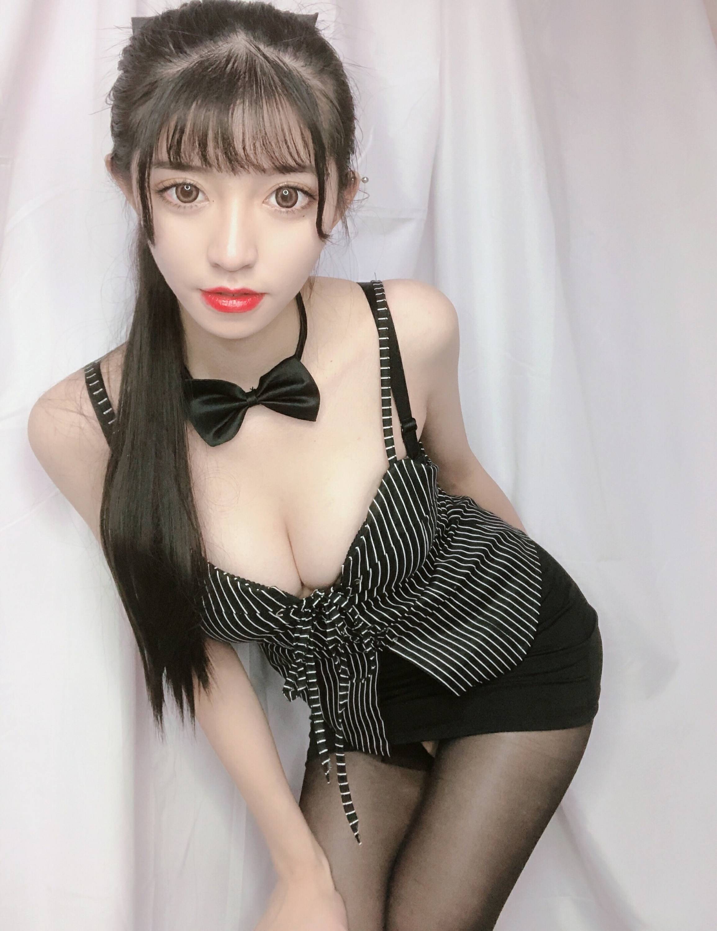 【網路收集系列】福利姬 Kettoe《 OL秘書 》VIP福利帖【43P】 - 貼圖 - 絲襪美腿 -