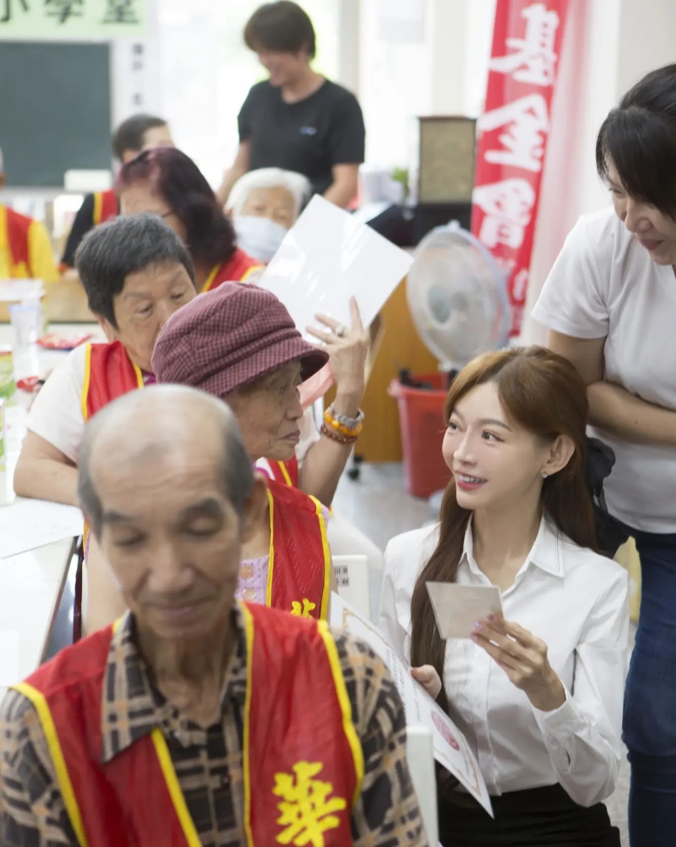 最辣日文女神「長瀨昆妮」人美心善　熱心公益活動不落人後