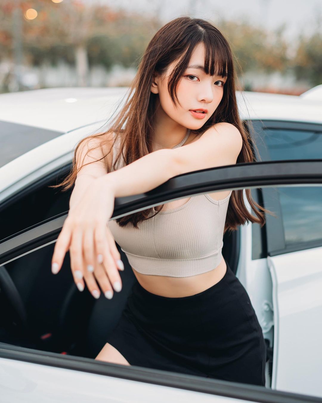 甜美小姐姐「JOY」藏著性感曲線 一露出驚為天人 - 美女圖 -