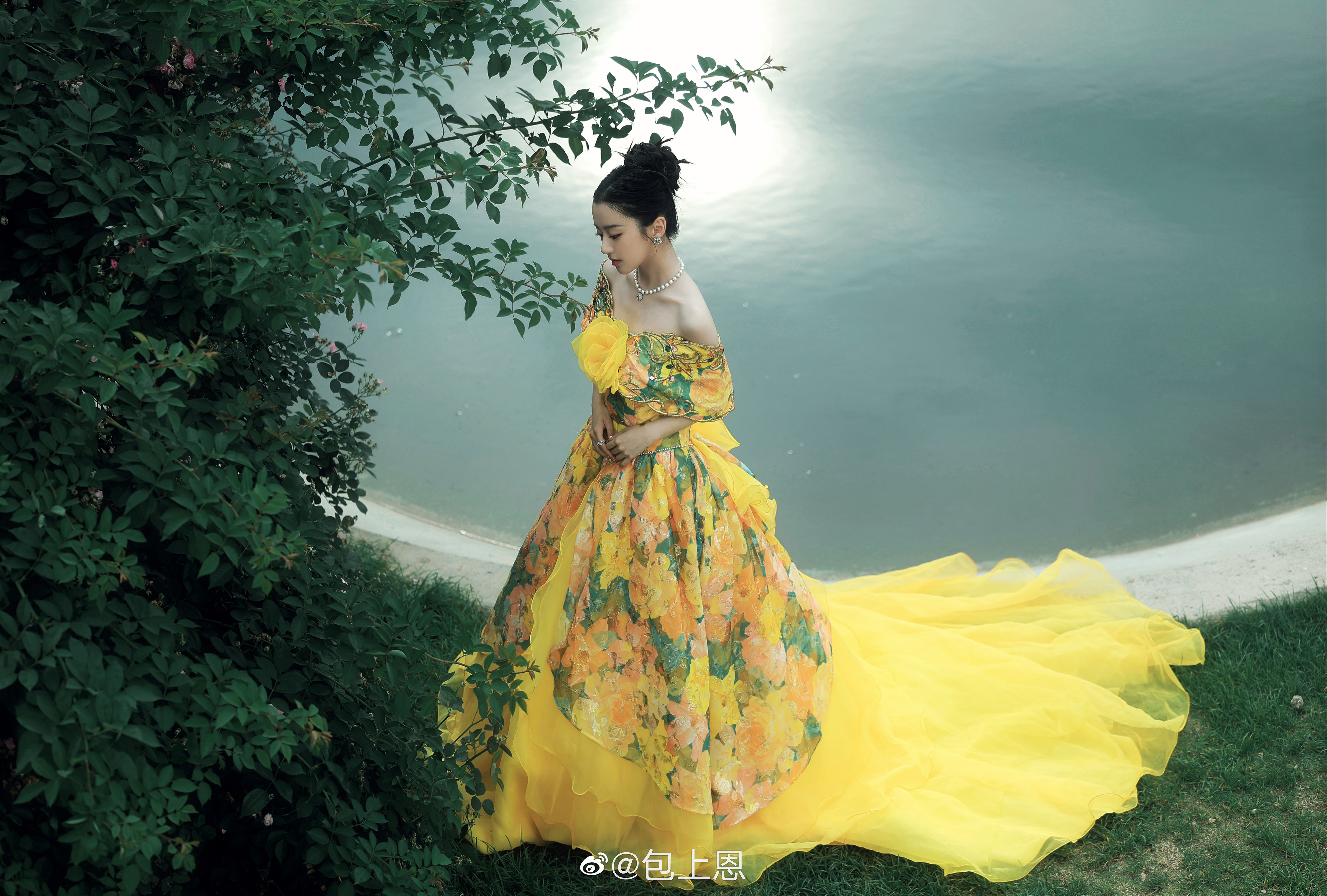 青青河畔草生日紀念—包上恩[高清套圖] - 亞洲美女 -