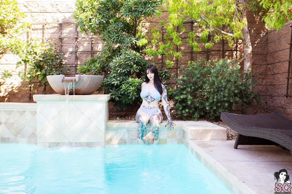 【Suicide Girls】Sep 16, 2023 - Tbhtati - Blue Dream【49P】 - 貼圖 - 歐美寫真 -