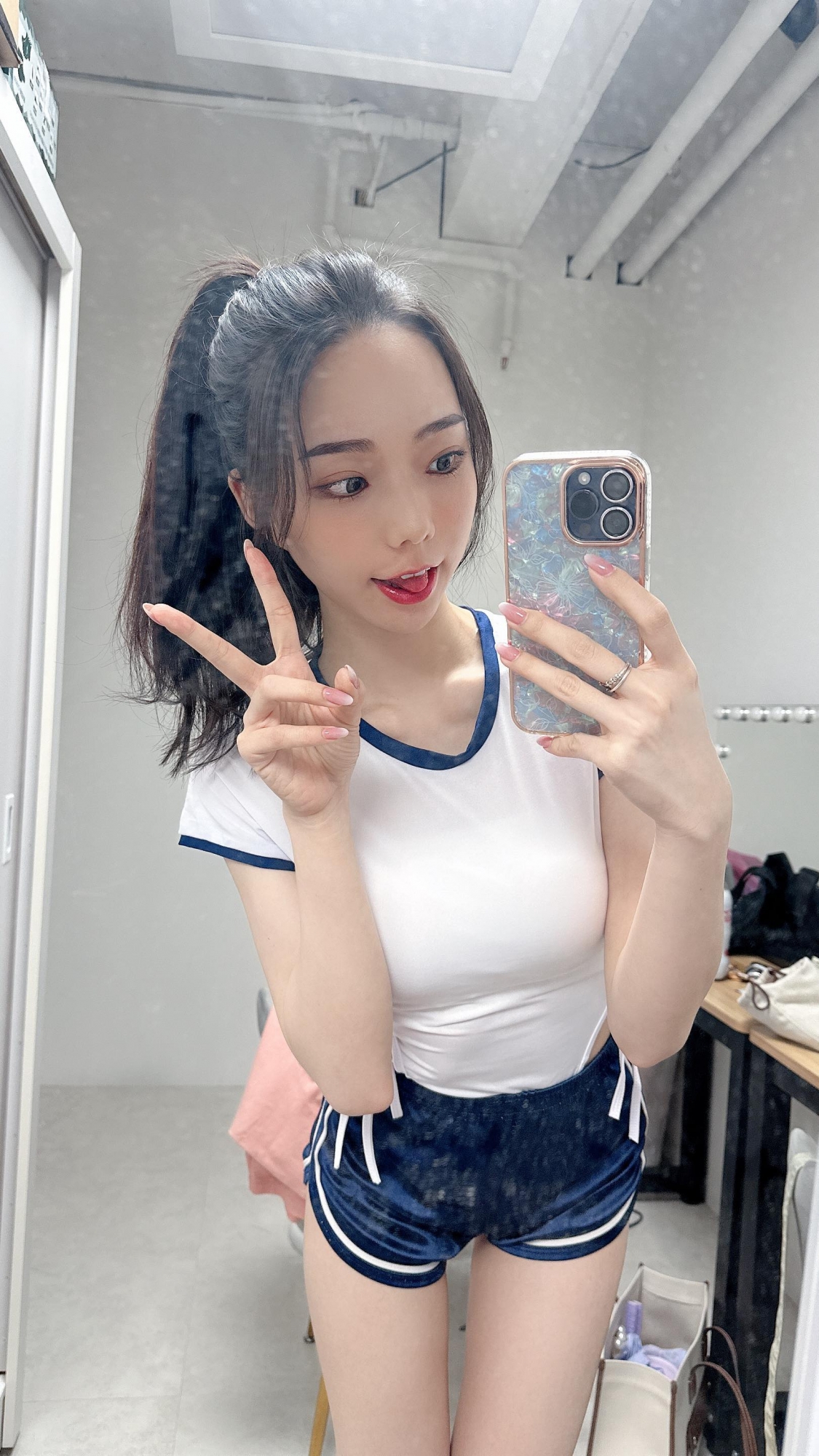 人氣美乳女神「啾啾」公布新消息，「發送優質福利」粉絲都暴動！