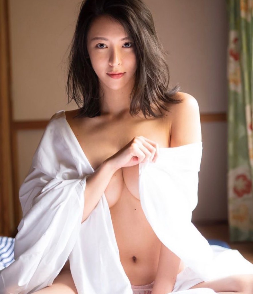 172 cm 「奈月Sena」拚健身選美！最新寫真「突破尺度」曬美乳好身材