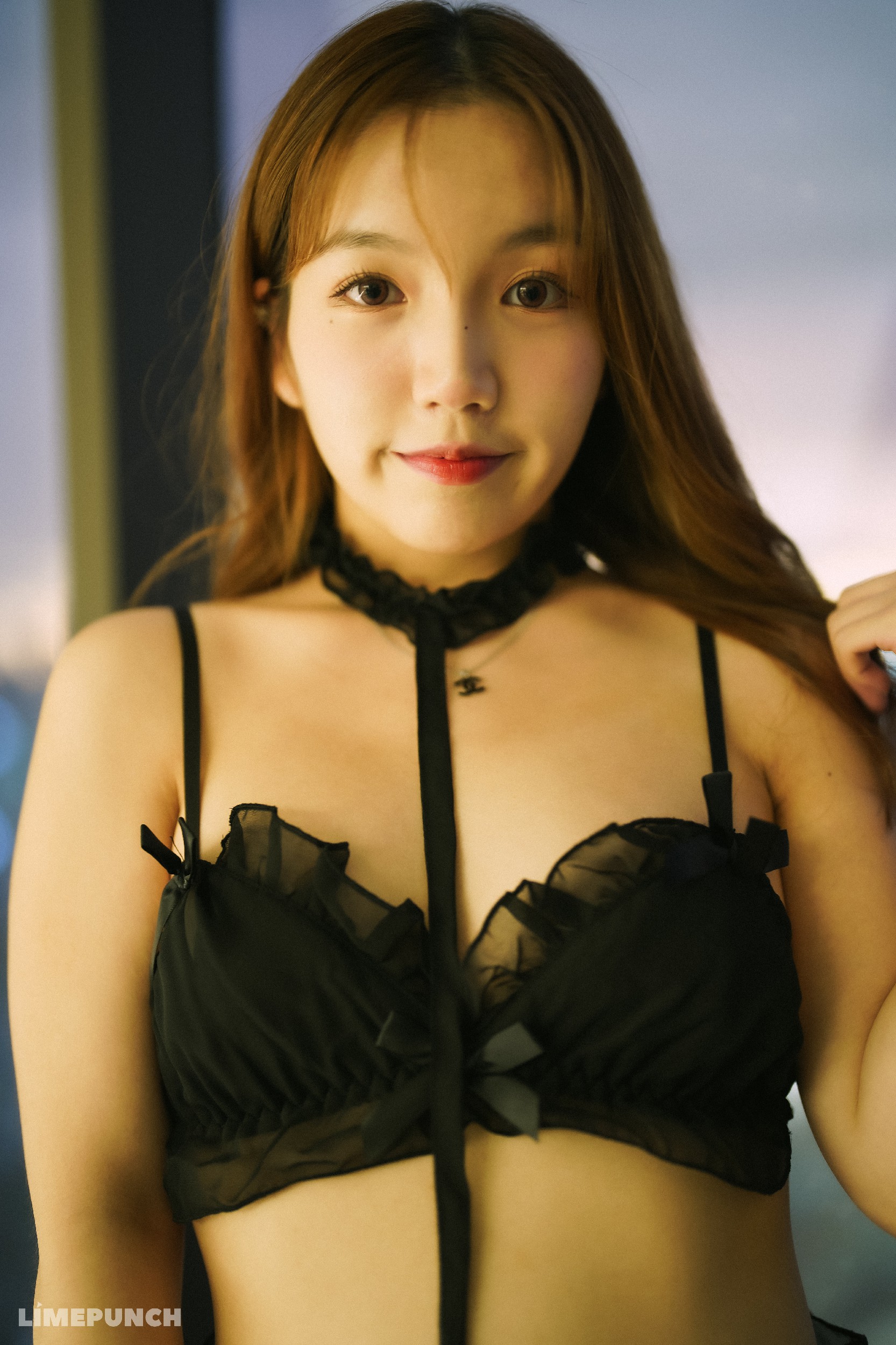 LimePunch-YOONVELY-LPXB-007-MrCong.com-030.jpg