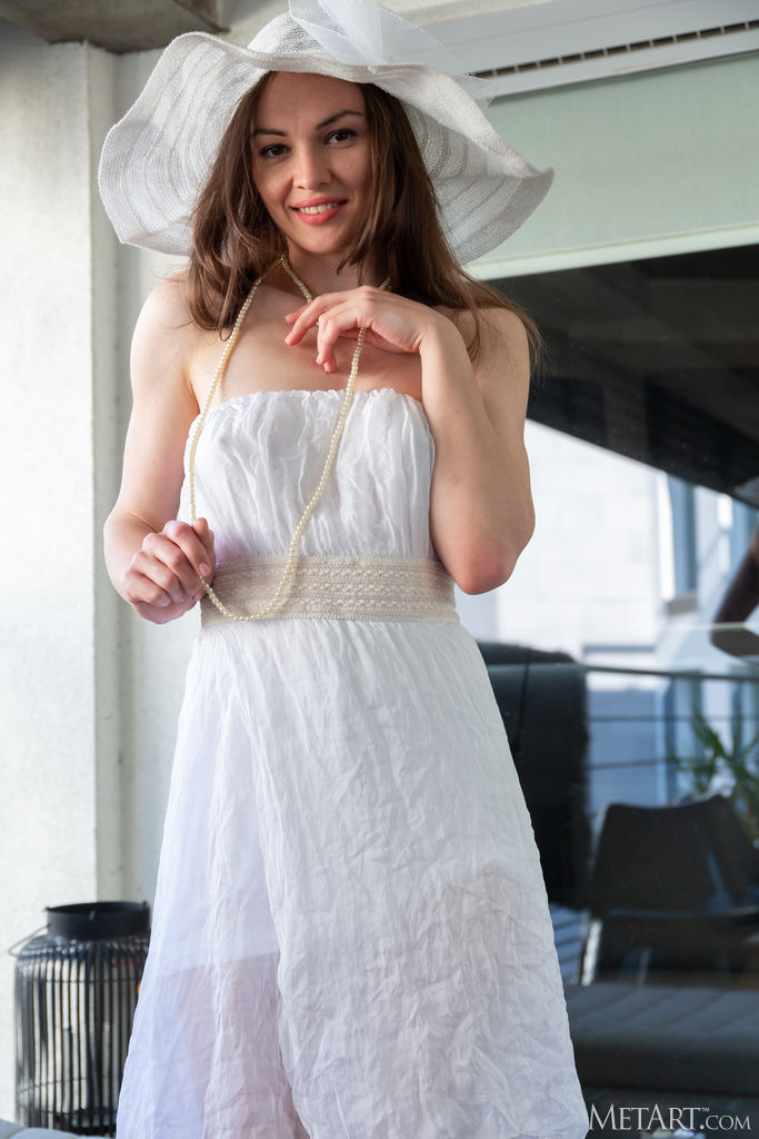 MetArt_Proper-Lady_Tanya-Grace_low_0009.jpg