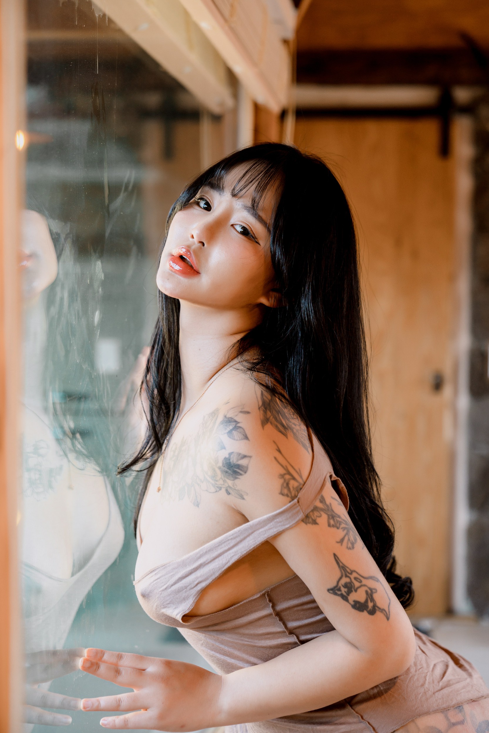 Jeon-Bo-Yeon-T-Pants-MrCong.com-004.jpg