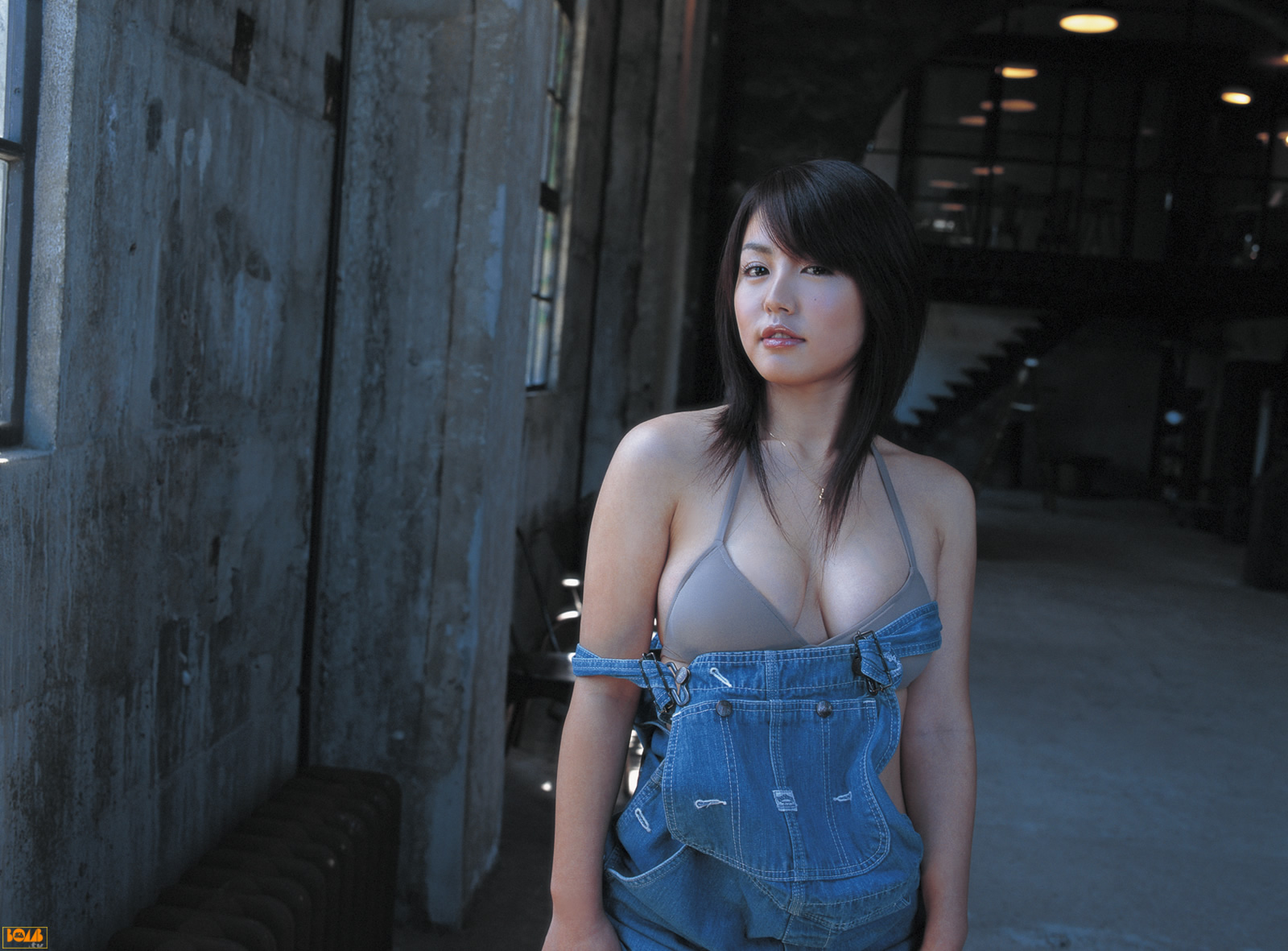 磯山沙也加[Bomb.TV]04_2005.06_Isoyama_Sayaka