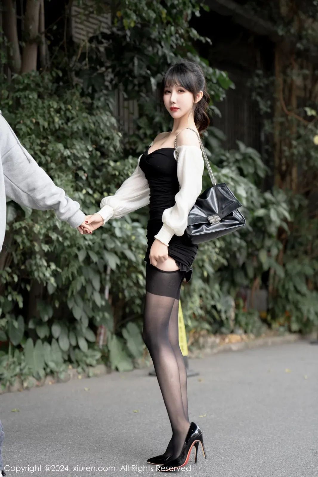 【XiuRen秀人网】2024.01.09 Vol.7930 波巧酱 完整版无水印写真【86P】-2