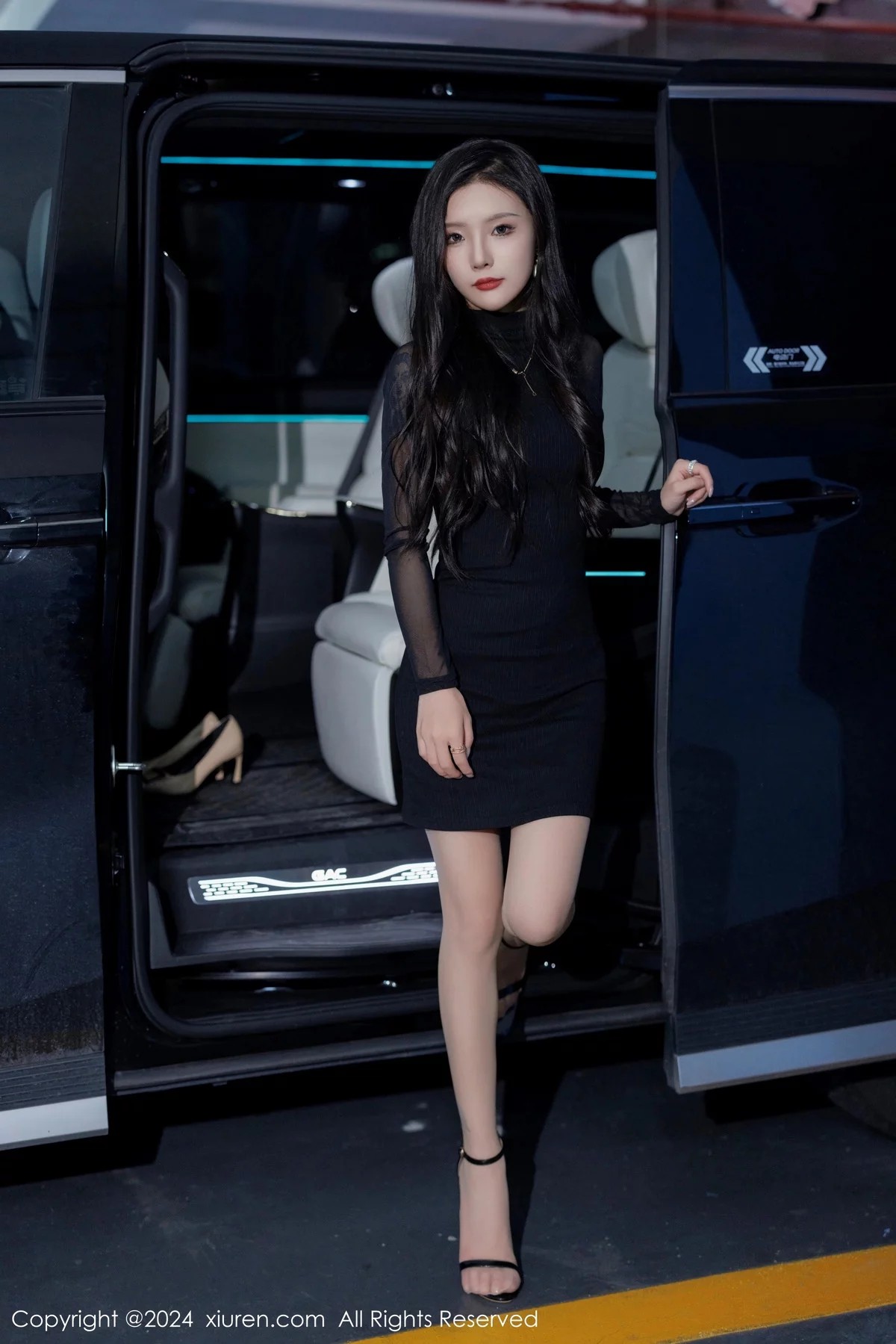 【XiuRen秀人网】2024.01.11 Vol.7942 七七kiko 完整版无水印写真【50P】-2