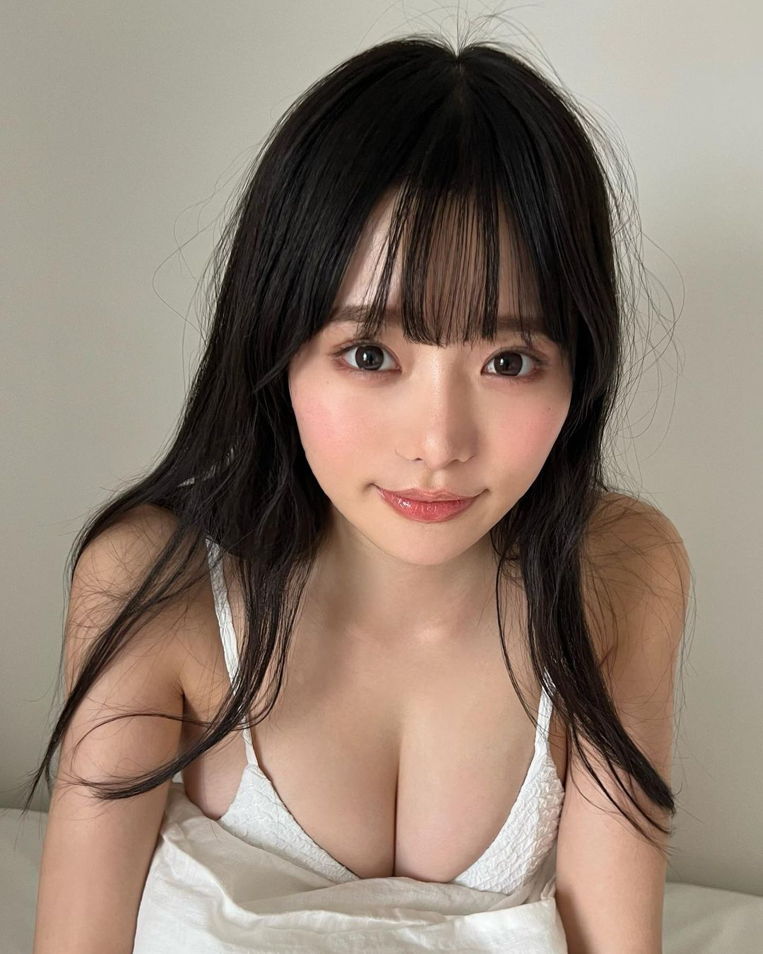 愛跳芭蕾練出好身材！20 歲日本美少女「高鶴桃羽」胸前也超有料