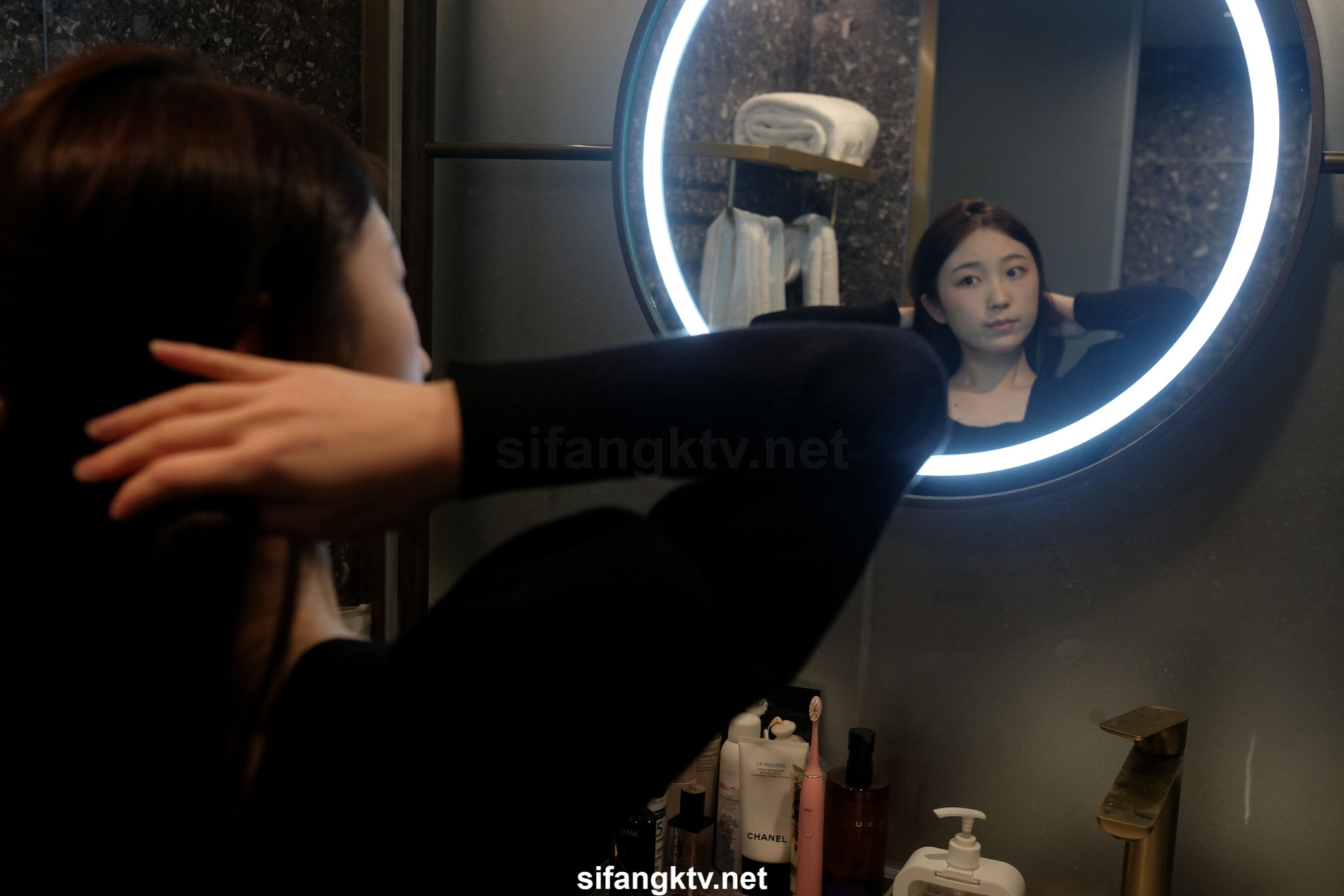 愛可（欣欣）國模（2022-12-23）大尺度人體私拍DISK1