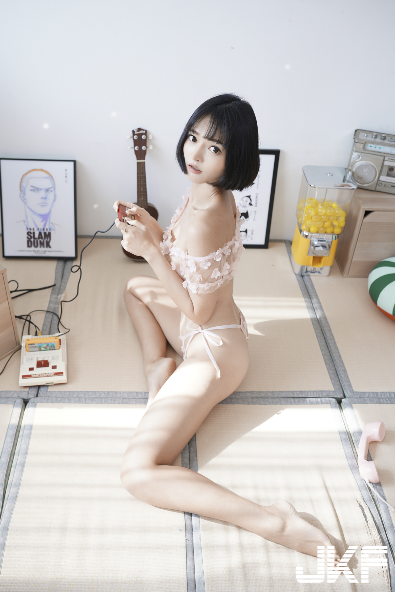 超色氣美少女「A栗Eri」！透膚薄紗讓「雪乳嫩臀」若隱若現好誘惑
